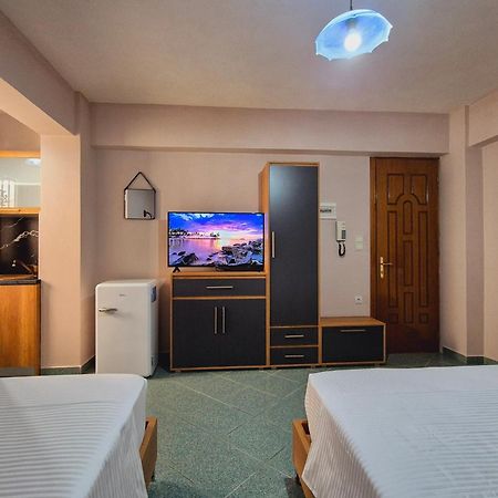 Barca Rooms Sarande Exterior photo