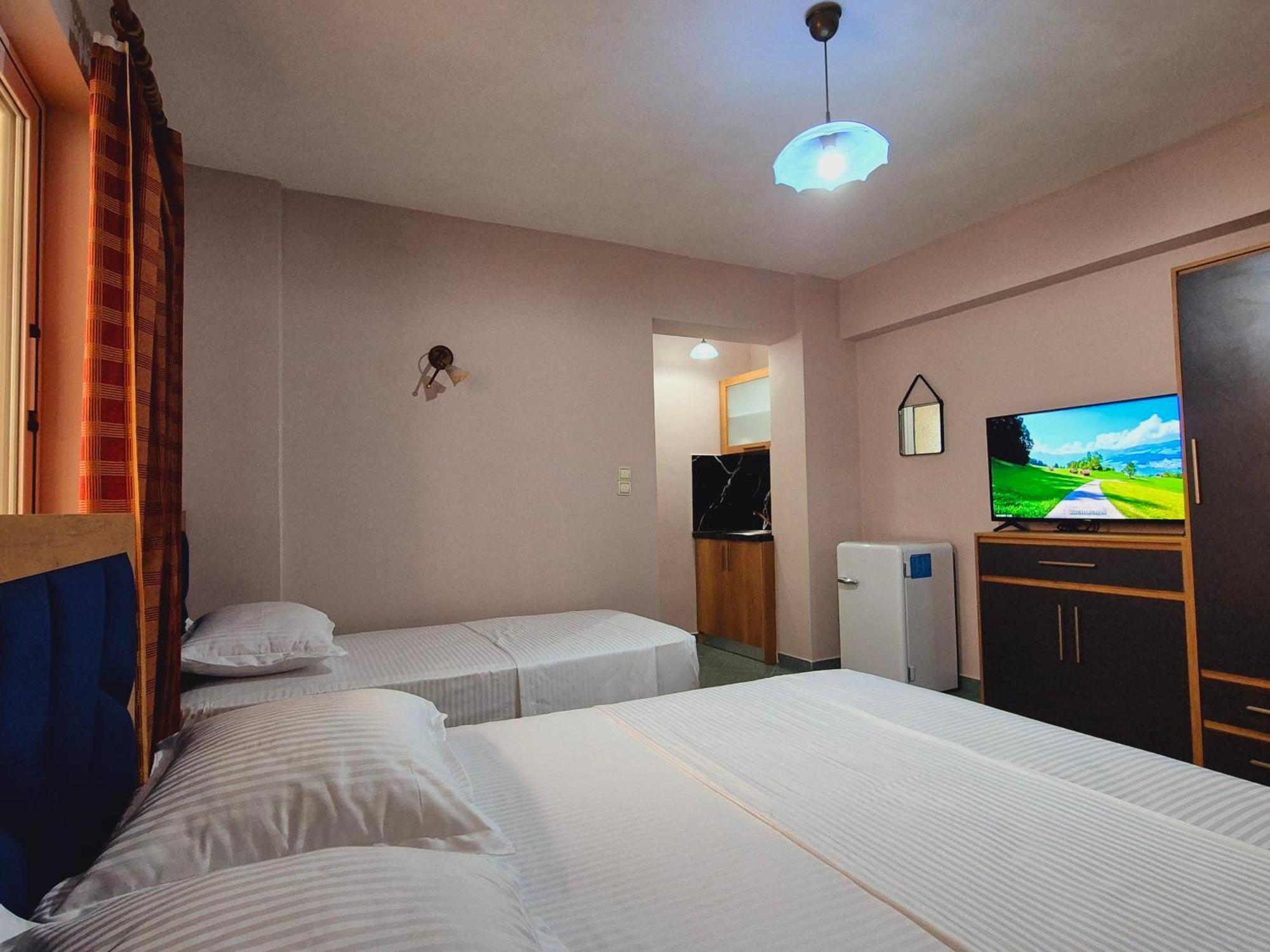 Barca Rooms Sarande Exterior photo