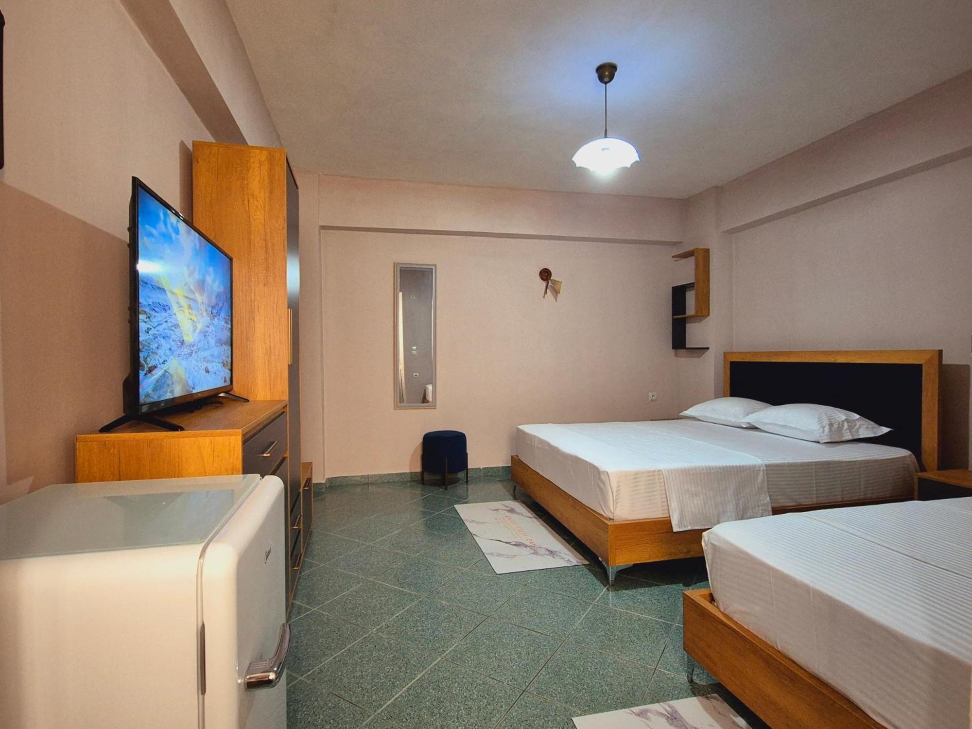Barca Rooms Sarande Exterior photo