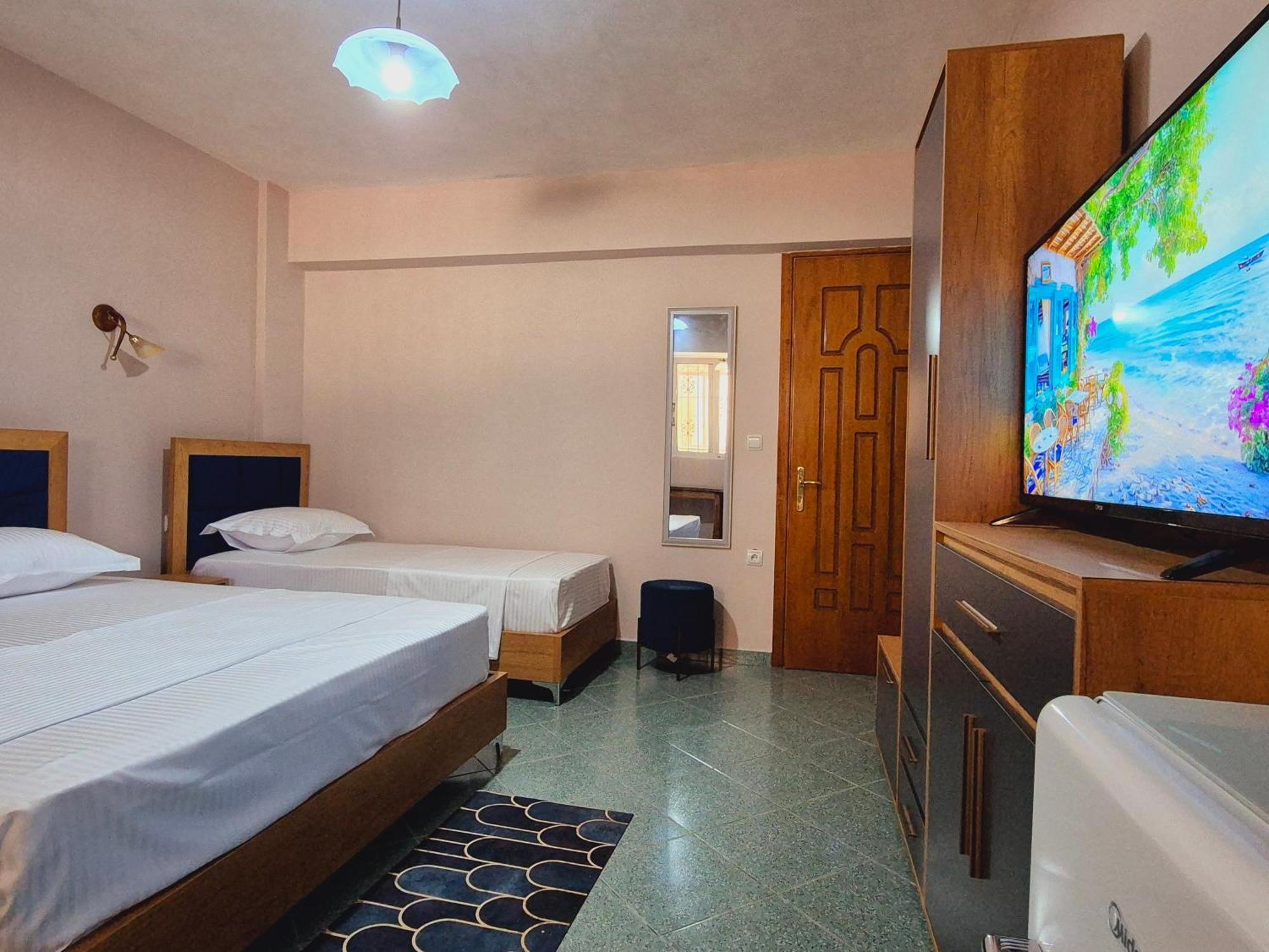 Barca Rooms Sarande Exterior photo